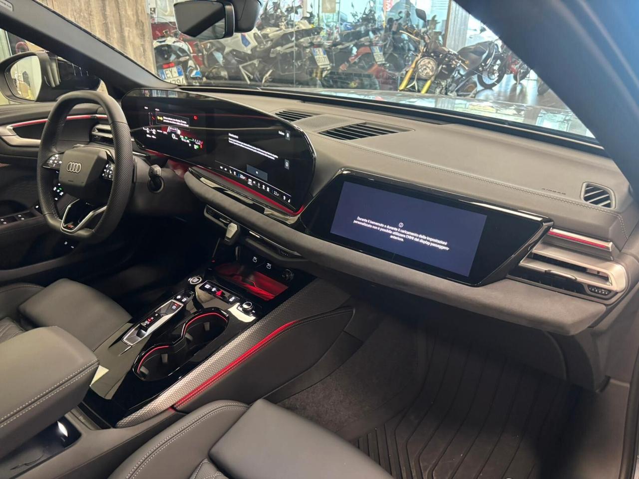 Audi A5 Avant e-hybrid 270 kW S tronic quattro Line Edition