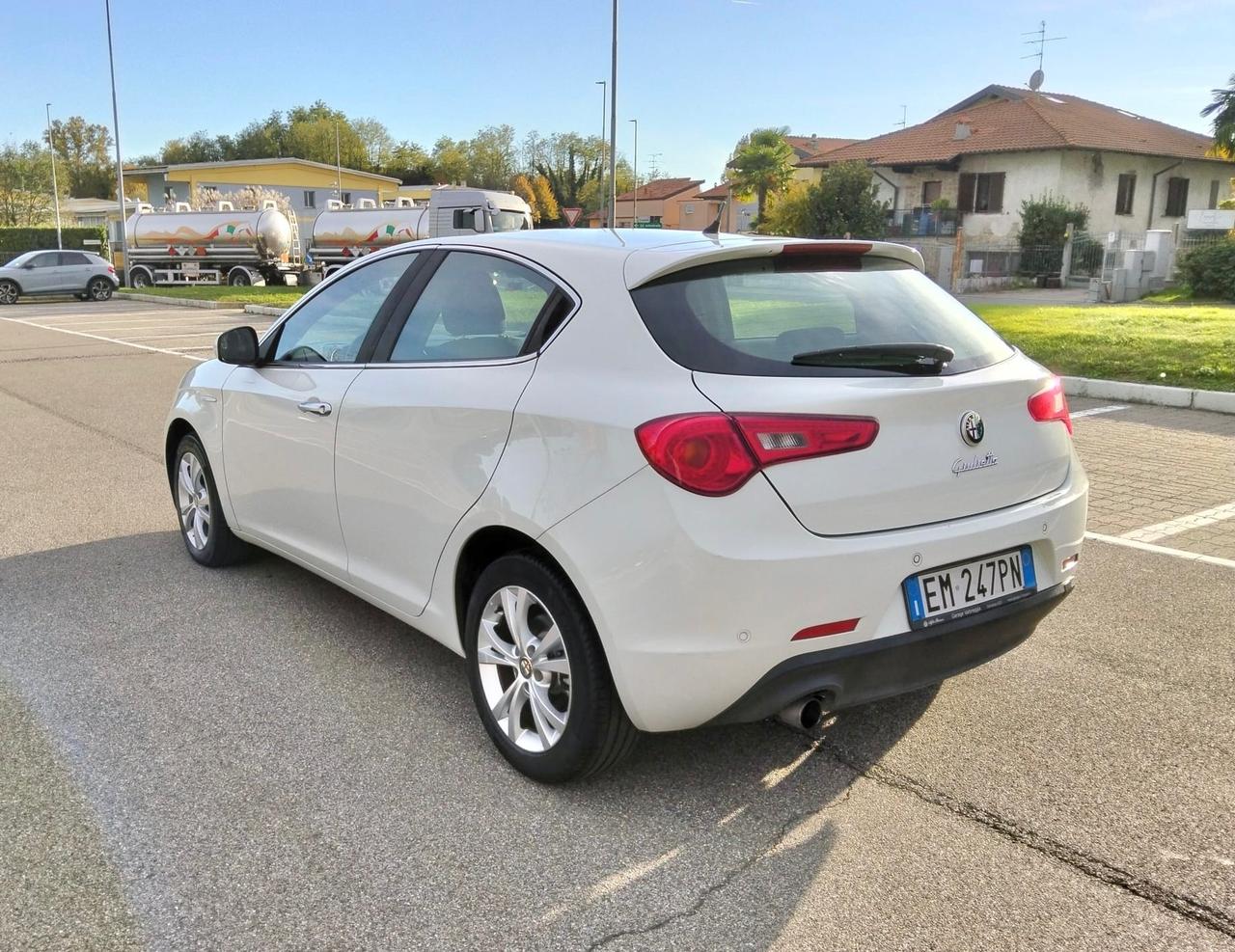 Alfa Romeo Giulietta 1.4 Turbo 120 CV Distinctive*Cerchi 17*UConnect*Aux*Usb