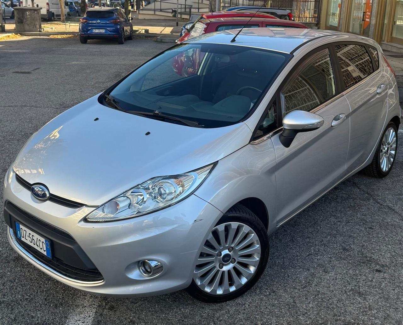 Ford Fiesta 1.4 5 porte Bz.- GPL Titanium