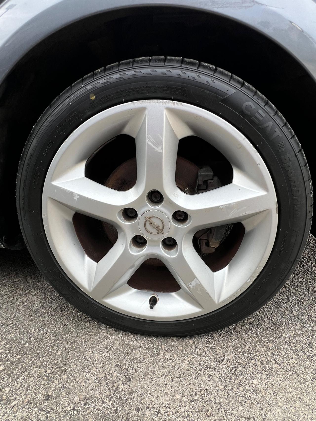 Opel Astra 1.7 CDTI 101CV 5 porte Cosmo