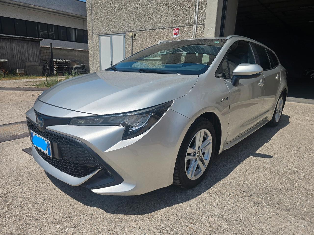 Toyota Corolla Touring Sports 1.8 Hybrid Business