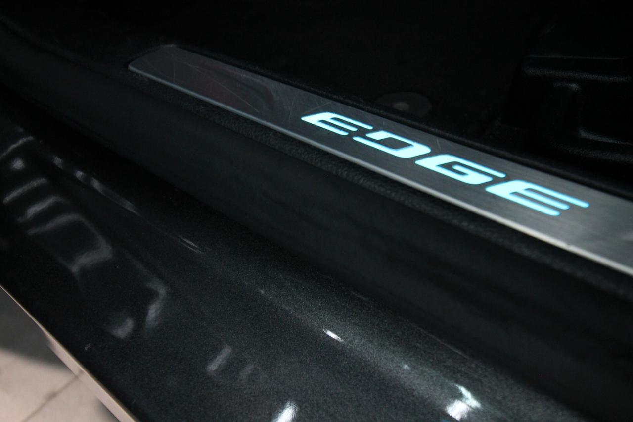 FORD EDGE 2.0 210 CV TITANIUM