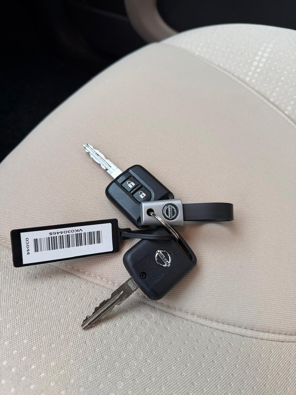 Nissan Micra 1.2 5P. benz.