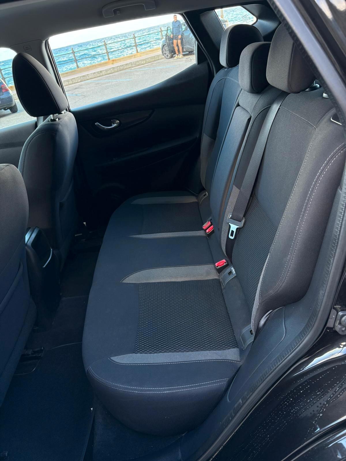 Nissan Qashqai 1.5 dCi 115 CV Business Black Friday