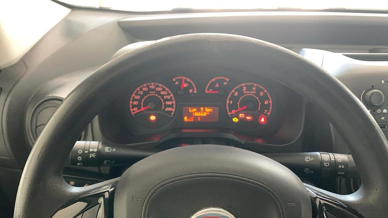 Fiat Qubo 1.4 8V 77 CV Lounge Natural Power