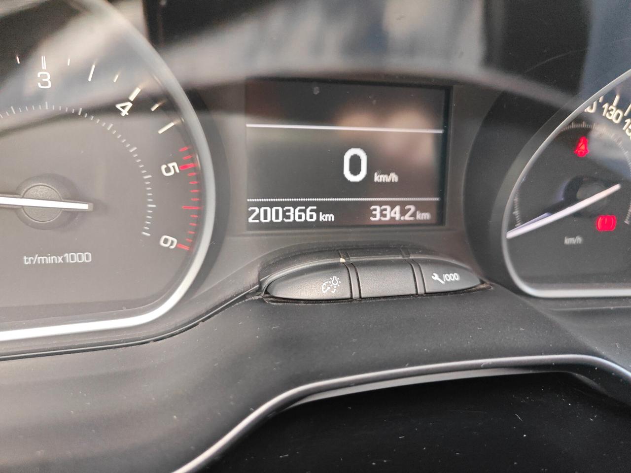 Peugeot 208 BlueHDi 75 5 porte Allure