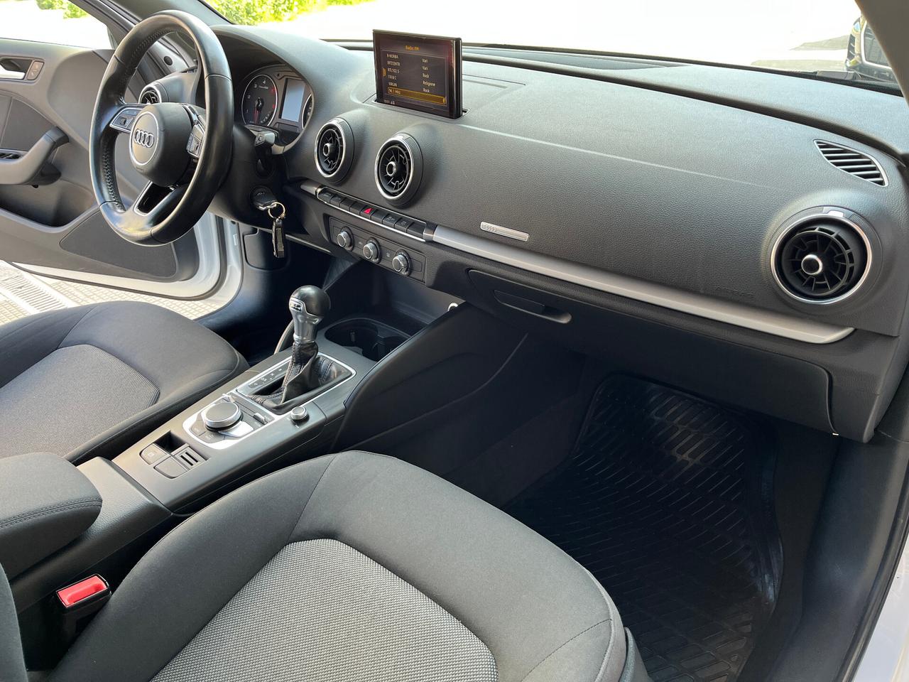 Audi A3 SPB 30 TDI S tronic Business