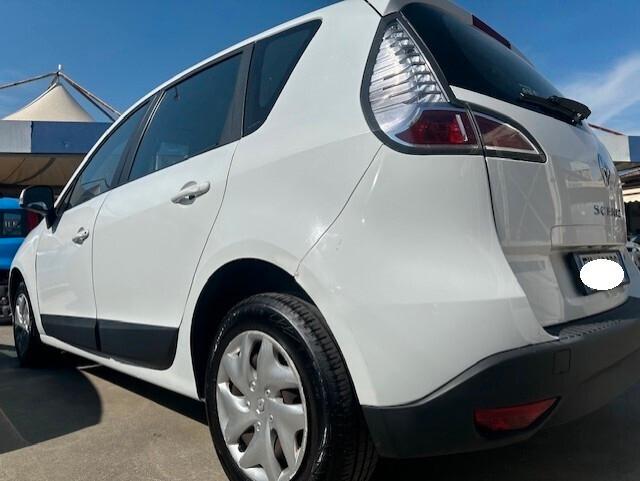 RENAULT SCENIC X- MOOD 1,5 DIESEL NAVIGATORE...