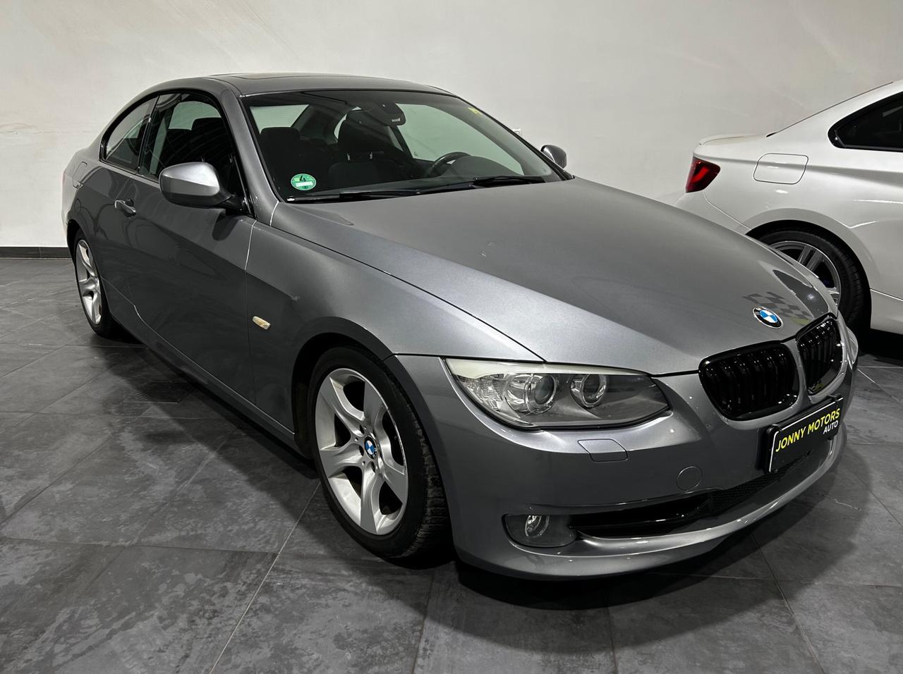 Bmw 325i Coupé e92