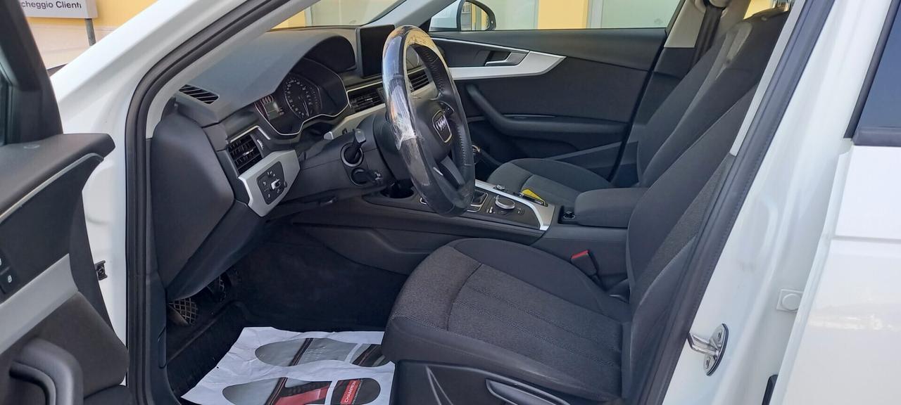 AUDI A 4 Avant TFSI G-Tron Sport Benzina - Metano cc. 1.984 CV: 170 Cambio Manuale 6 Marce 5 Porte 5 Posti Euro 6