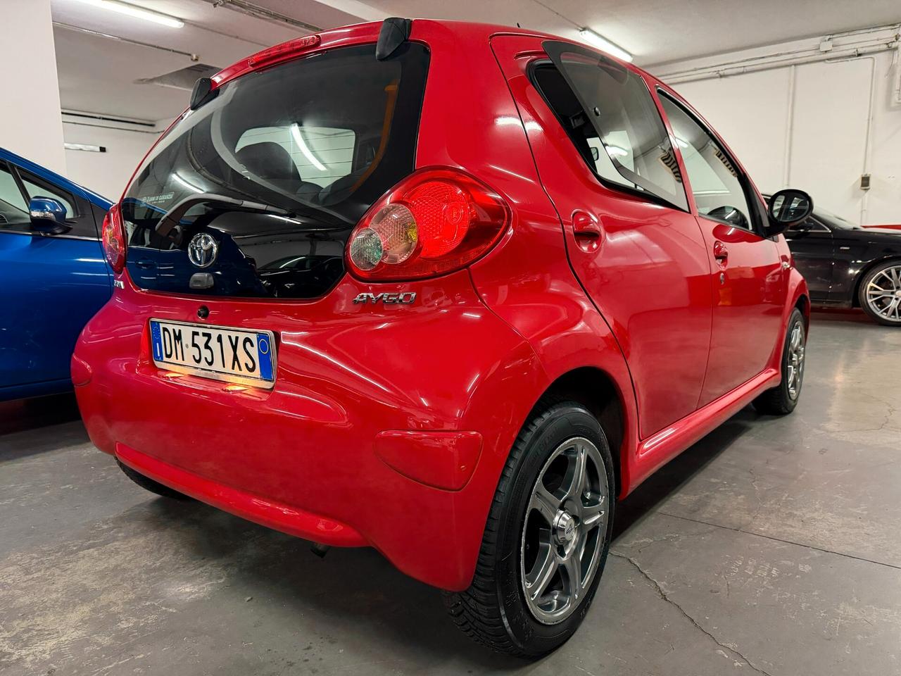 Toyota Aygo 1.0 12V VVT-i 5 porte Sol