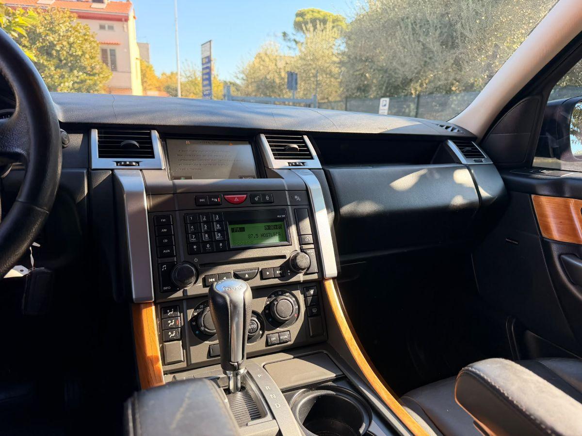LAND ROVER - Range Rover Sport - 2.7 TDV6 HSE