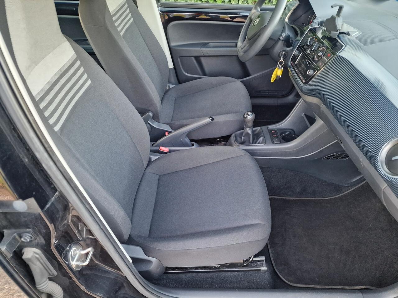 Volkswagen up! 1.0 5p. 2016