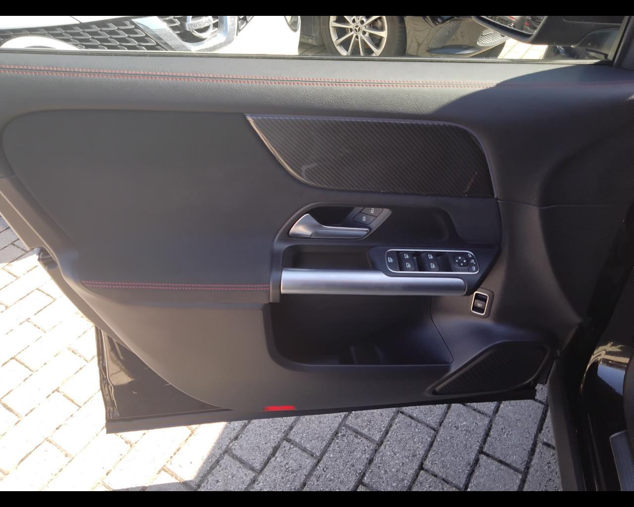 Mercedes-Benz GLA-H247 2020 - GLA 200 d Premium auto