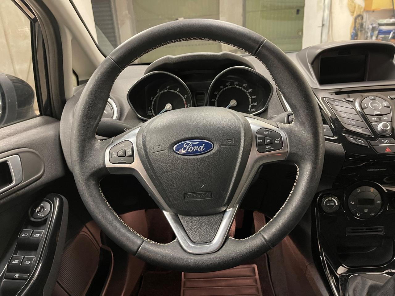 Ford Fiesta 1.4 5p. Bz.- GPL Titanium