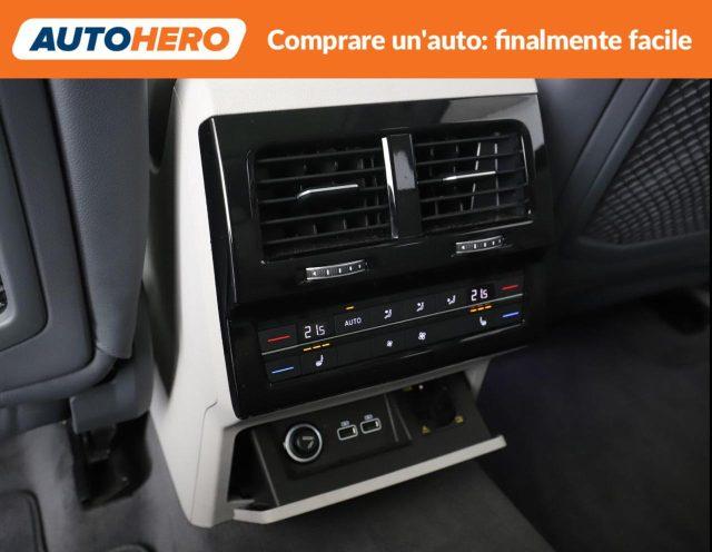 VOLKSWAGEN Touareg 3.0 V6 TDI 286 CV SCR Style