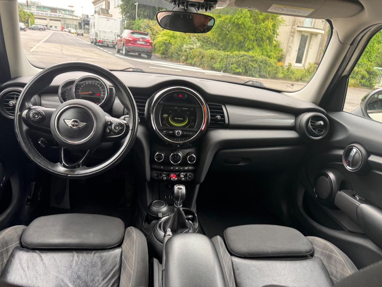 Mini 1.5 Cooper D Business