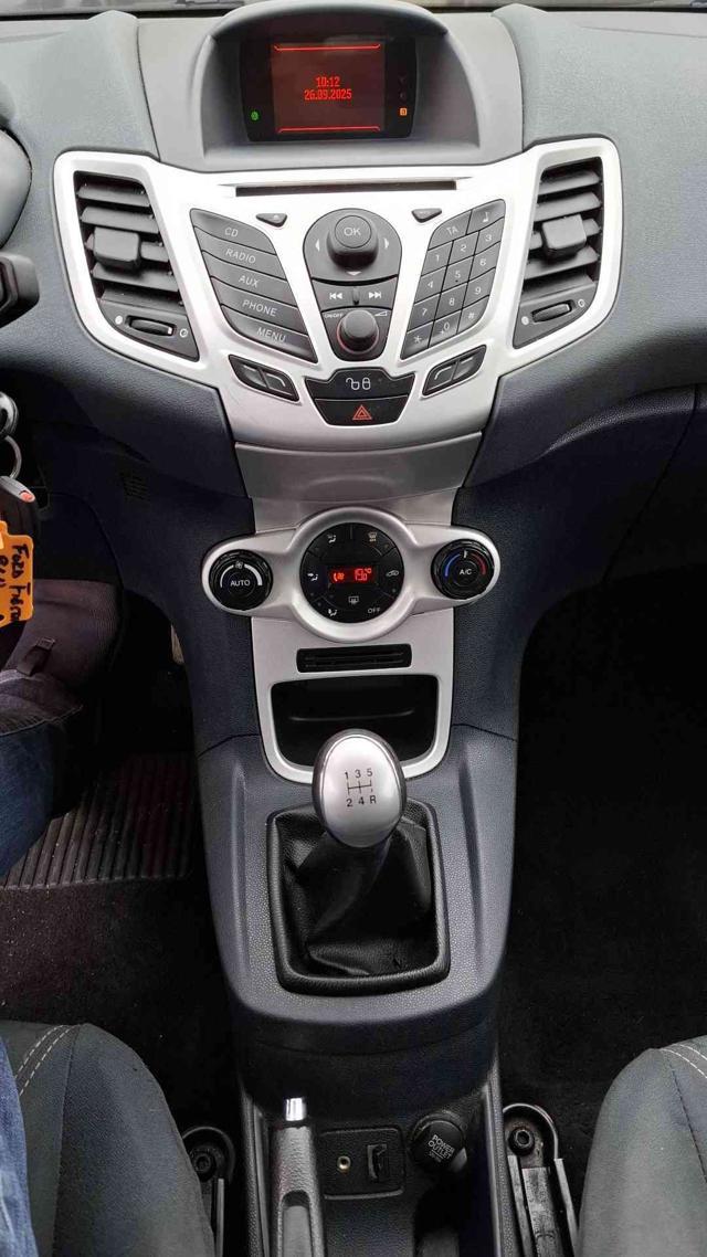 FORD Fiesta 1.2BEN. 3 PORTE TITANIUM