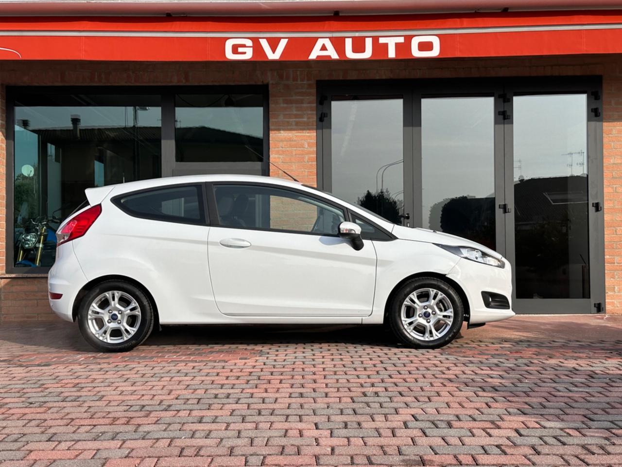 Ford Fiesta 1.2 60CV 3 porte Titanium NEOPATENTATI