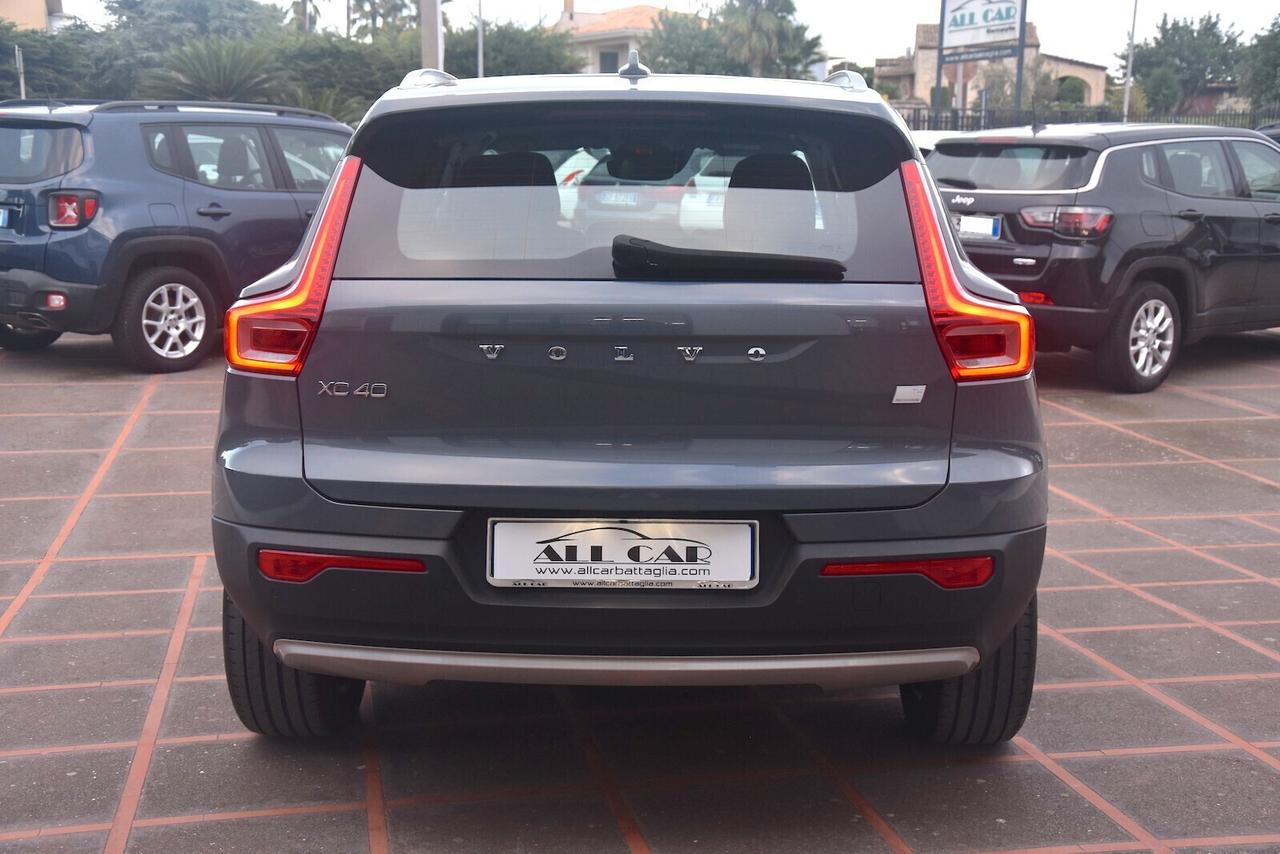 Volvo XC40 T4 Recharge Plug-in Inscription Expression