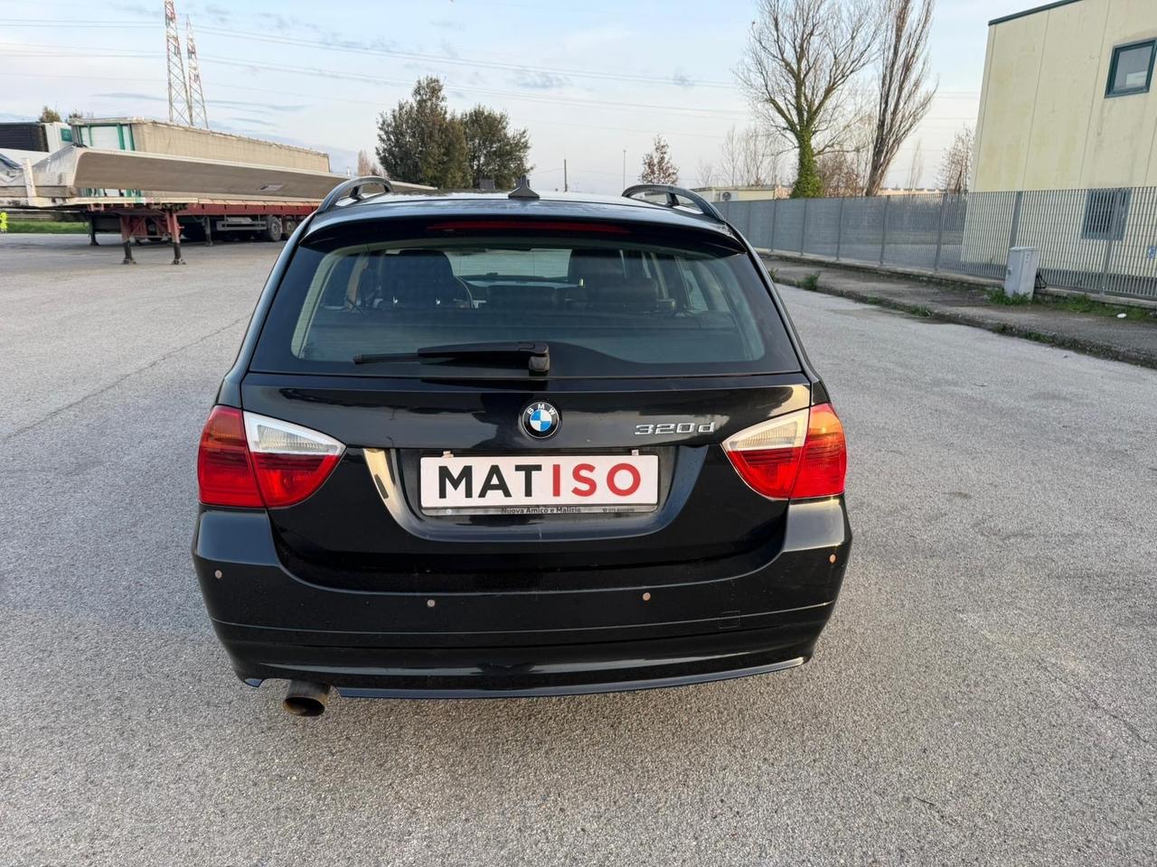 Bmw 320 D. Touring Cambio automatico