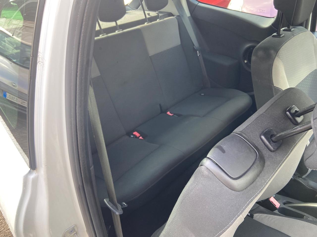 Renault Clio 1.2 16V 3 porte Confort