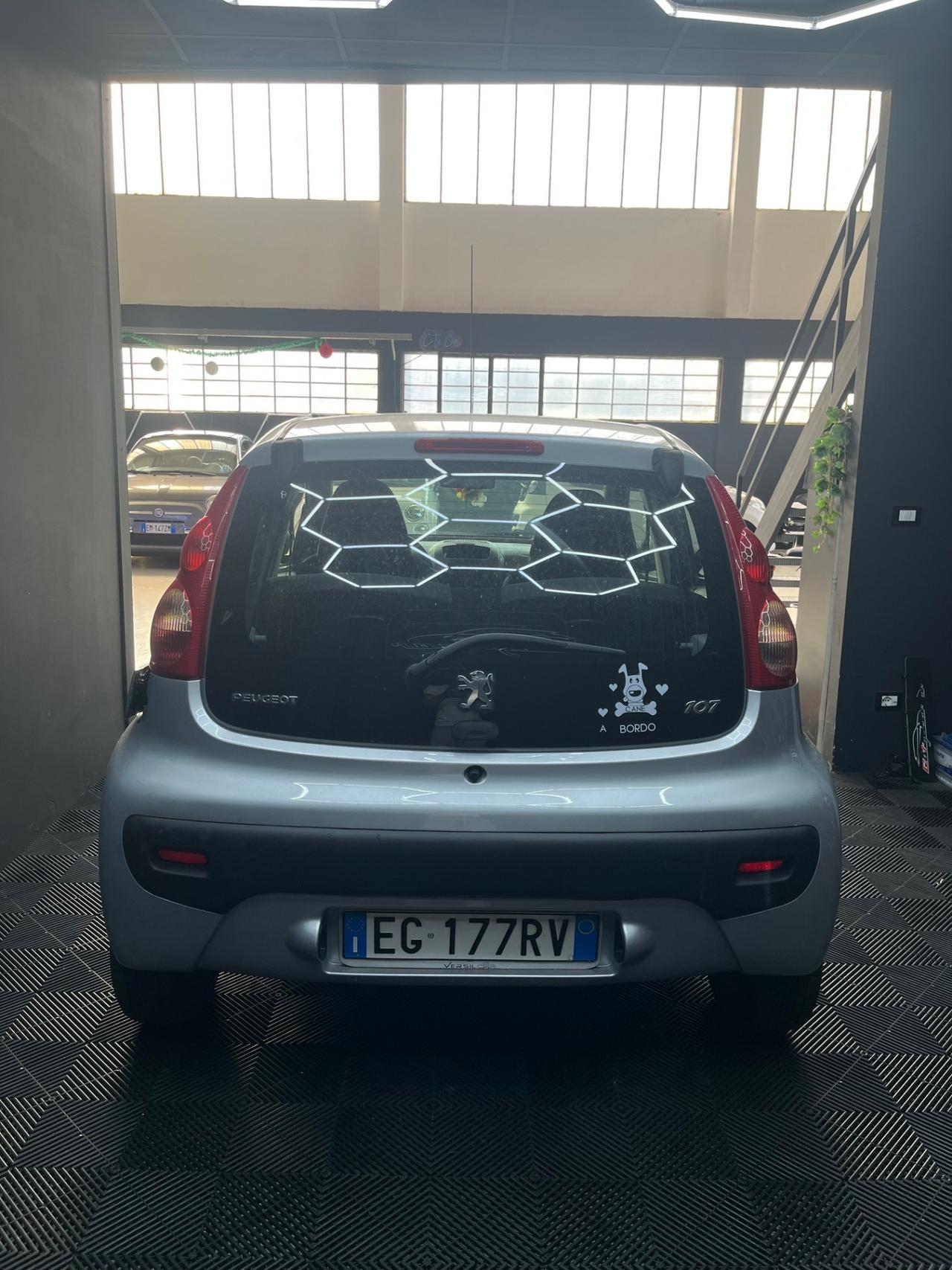 Peugeot 107 1.0 Benzina (68 CV) – Anno 2011 – Ideal x Neopatentati!