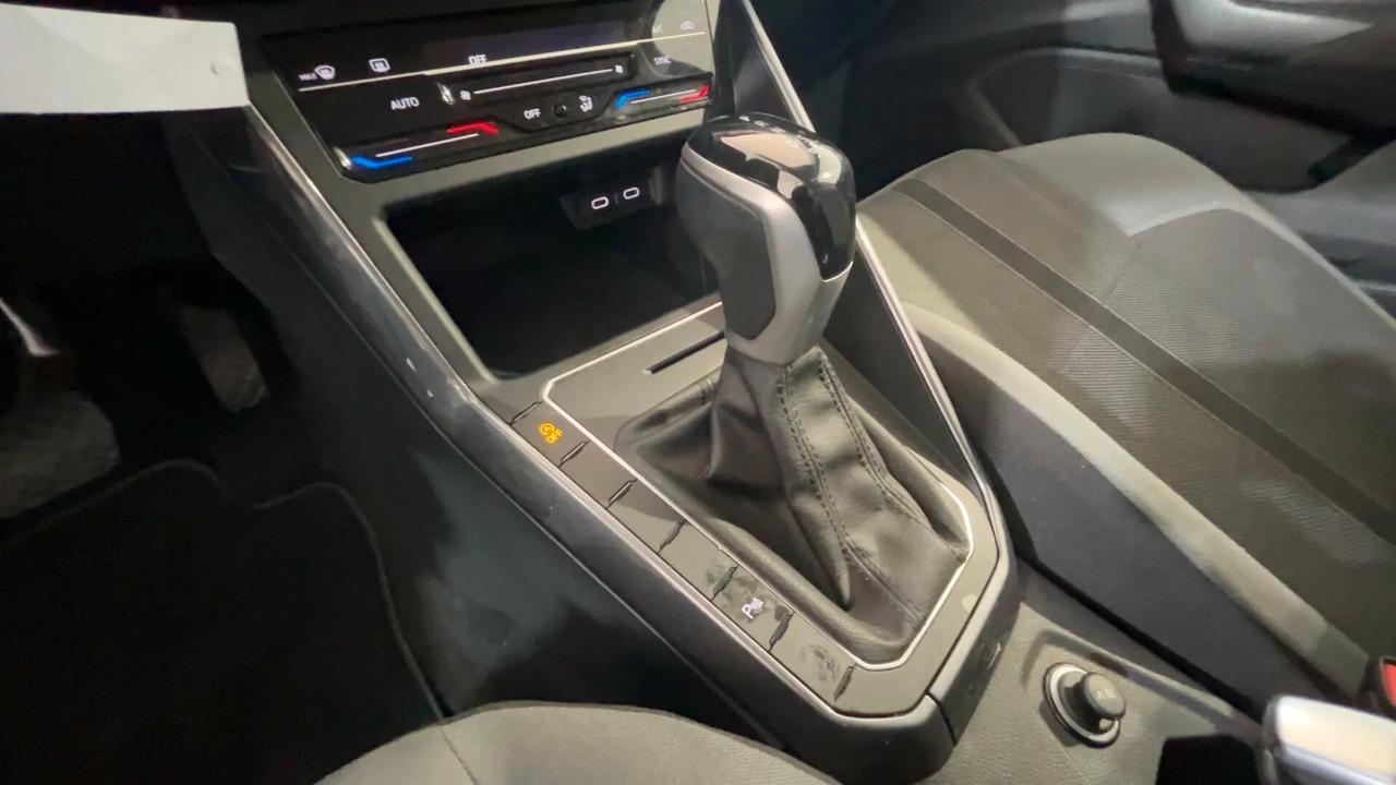 Volkswagen Polo 1.0 TSI DSG Style