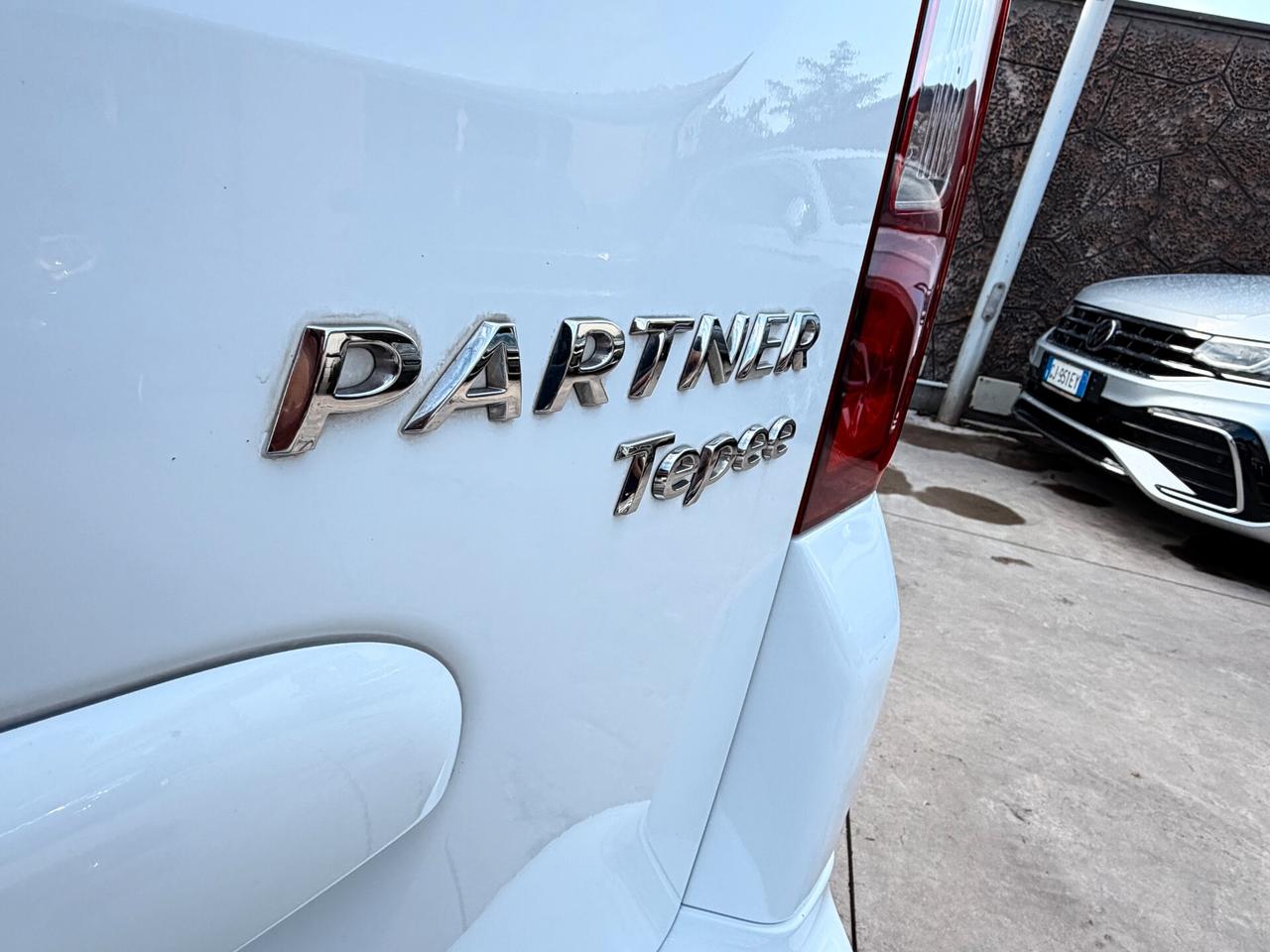 Peugeot Partner Tepee 1.6 HDi 92CV Outdoor
