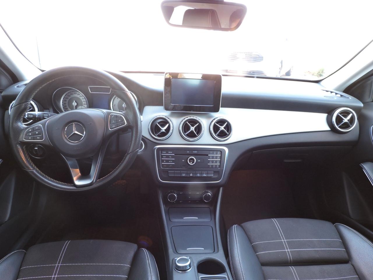 Mercedes-benz GLA 200 180 d Executive