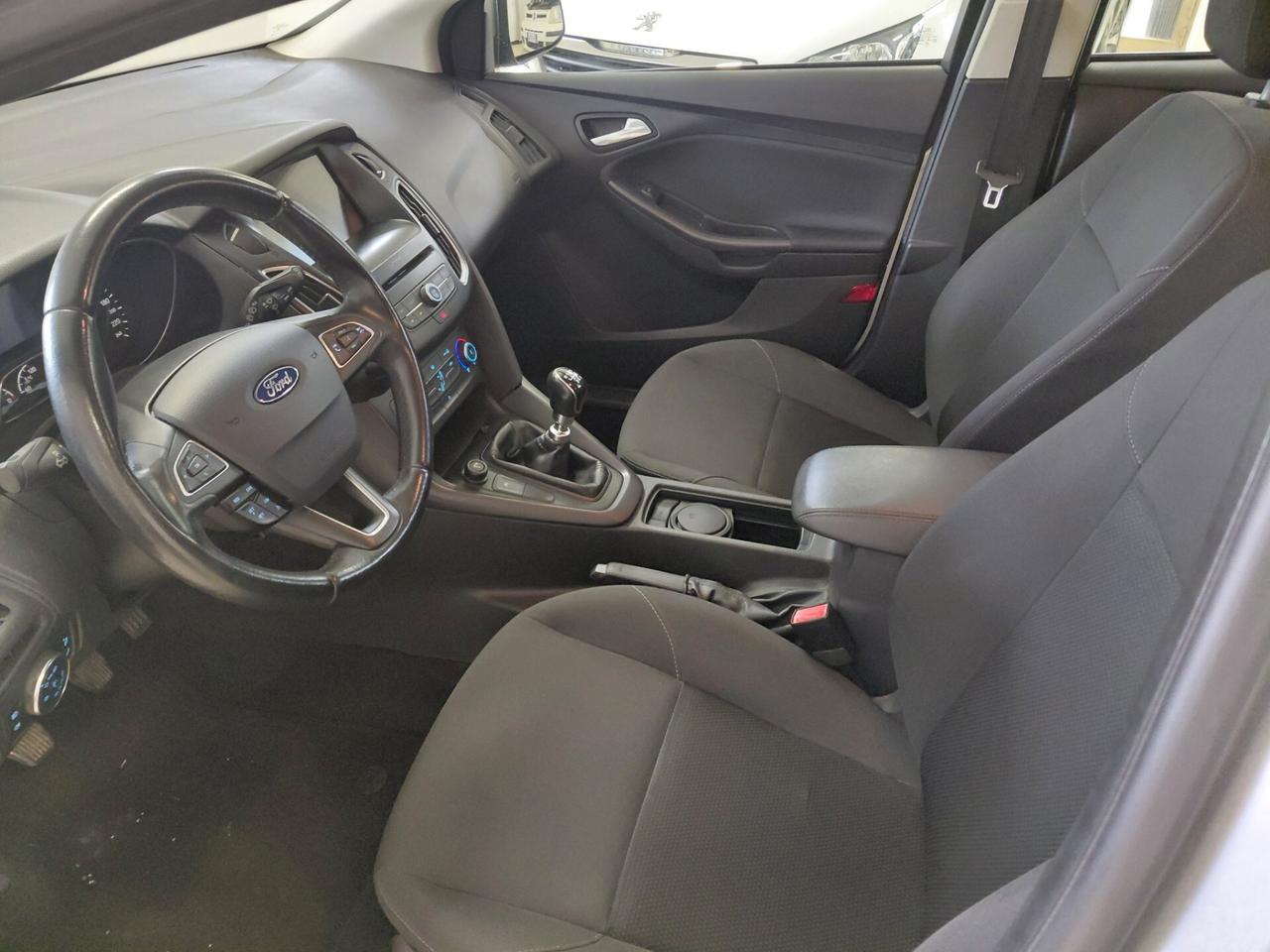 FORD FOCUS ANNO 2018 DS 1.5 ADATTA NEOPATENTATI KM 121 mila
