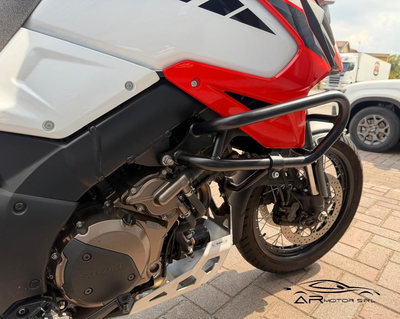 Suzuki V Strom DL 1050