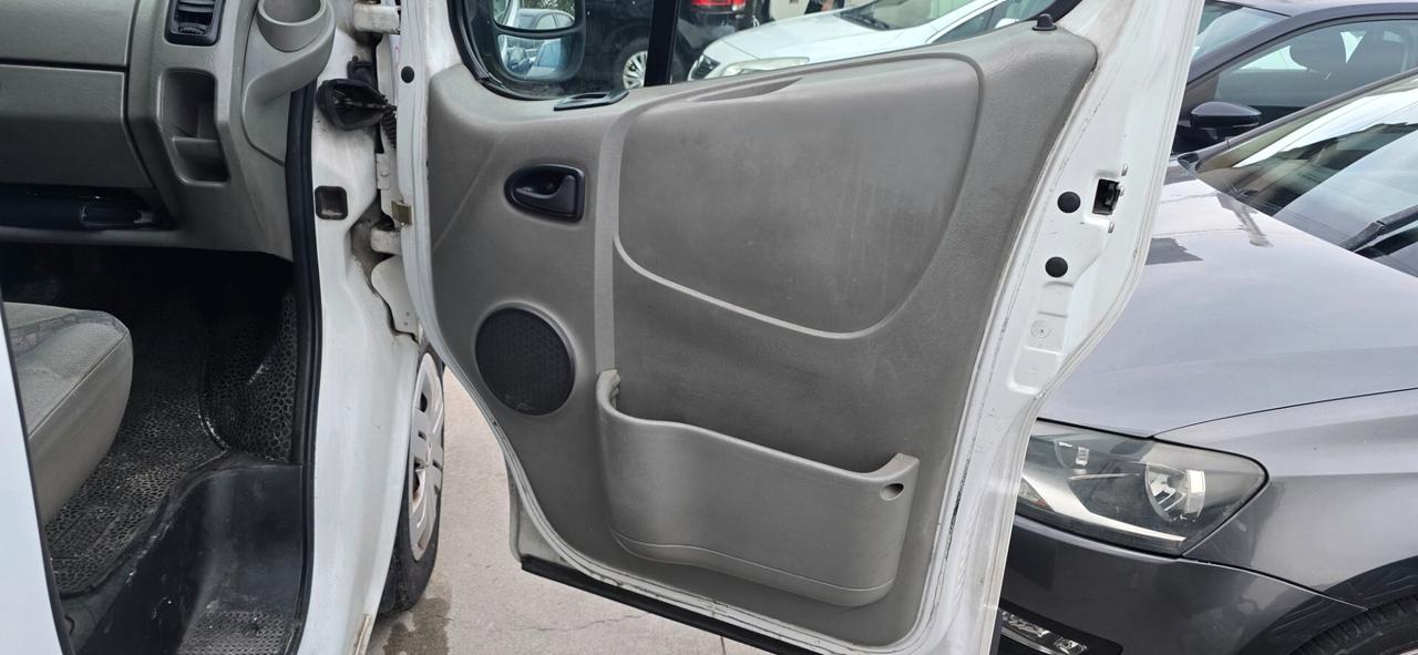 Opel Vivaro 27 2.0 CDTI 120CV PC-TN Furgone