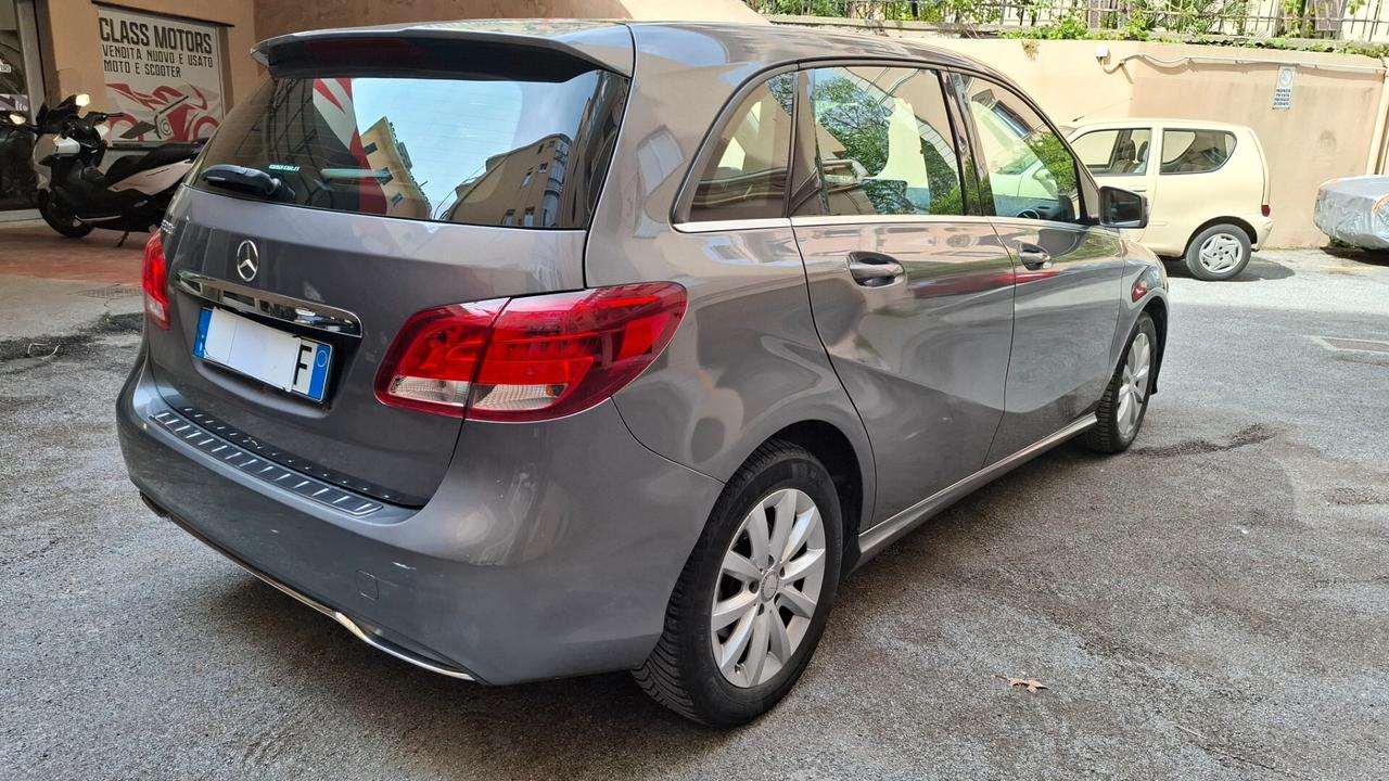 Mercedes-benz B 180 d Automatic Premium