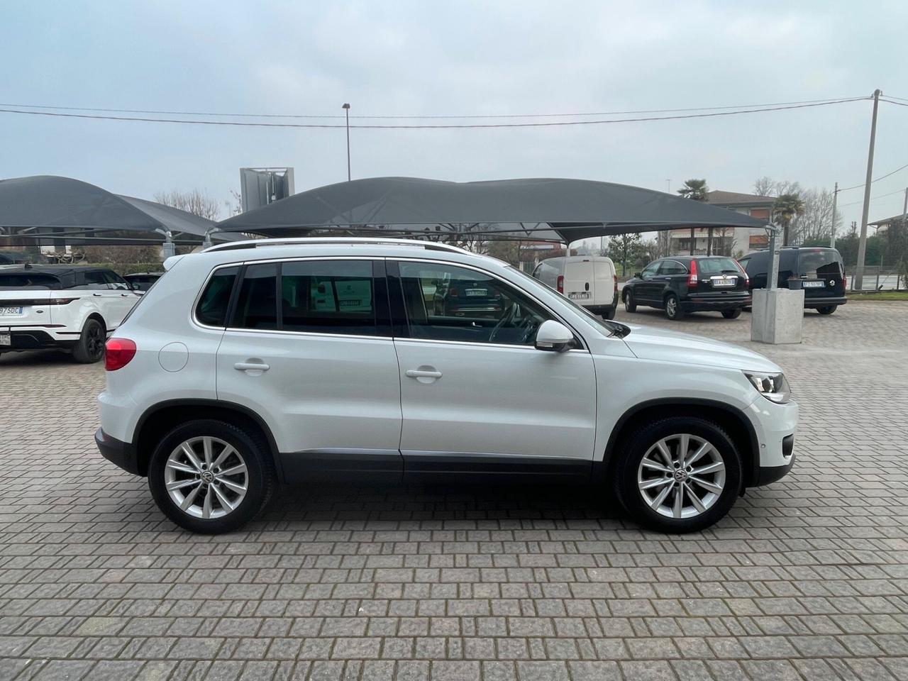 Volkswagen Tiguan 2.0 TDI 110 CV Sport & Style BlueMotion Technology