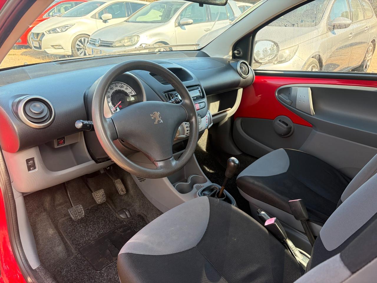 PEUGEOT 107 1.0 68CV 158.000KM ANNO 2011 ADATTA NEOPATENTATI