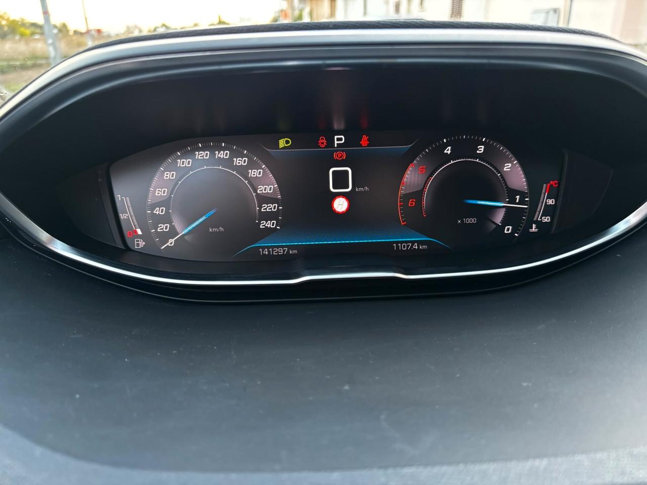 Peugeot 3008 1.5 HDi 130cv EAT8 Allure - 2022