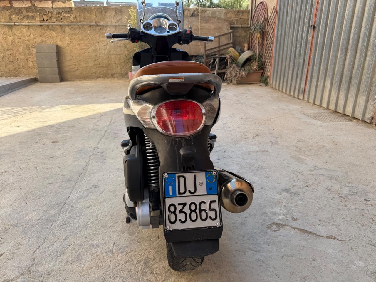 Aprilia Scarabeo 400 Light