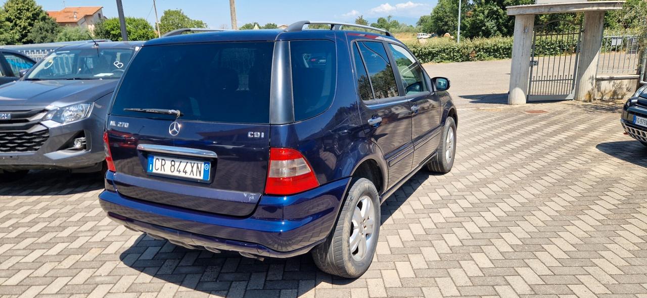 MERCEDES-BENZ ML270