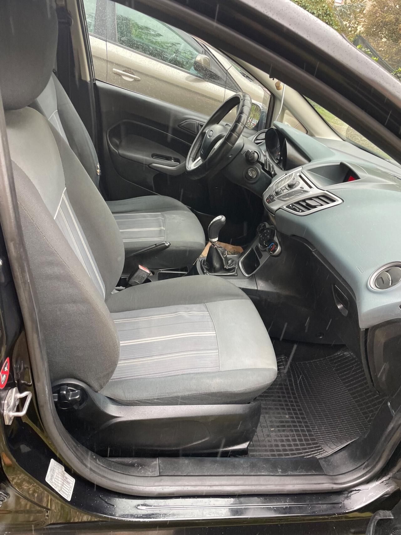 Ford Fiesta 1.4 TDCi 5p. Titanium