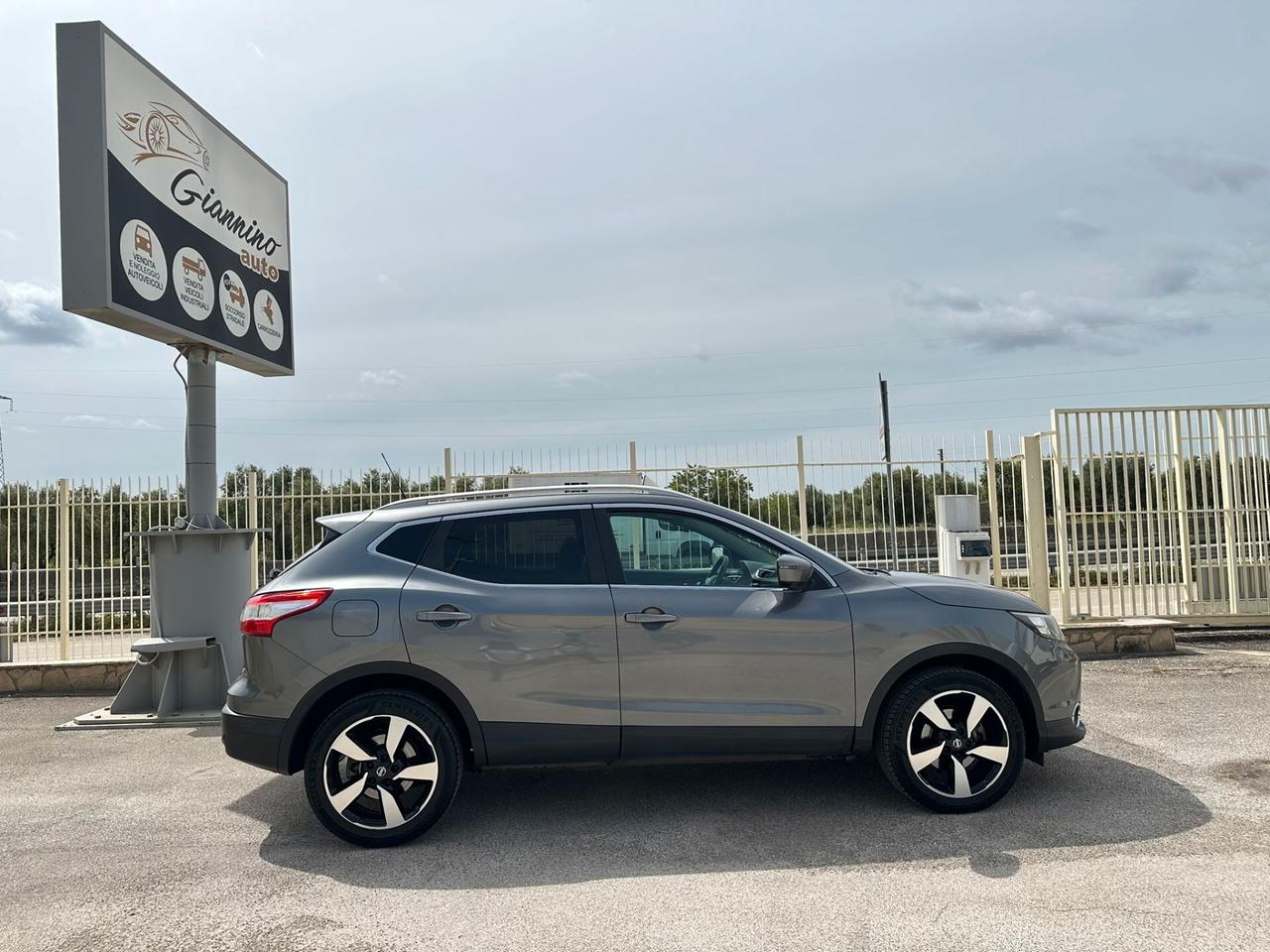NISSAN QASHQAI 1.6 dCi 2WD Tekna