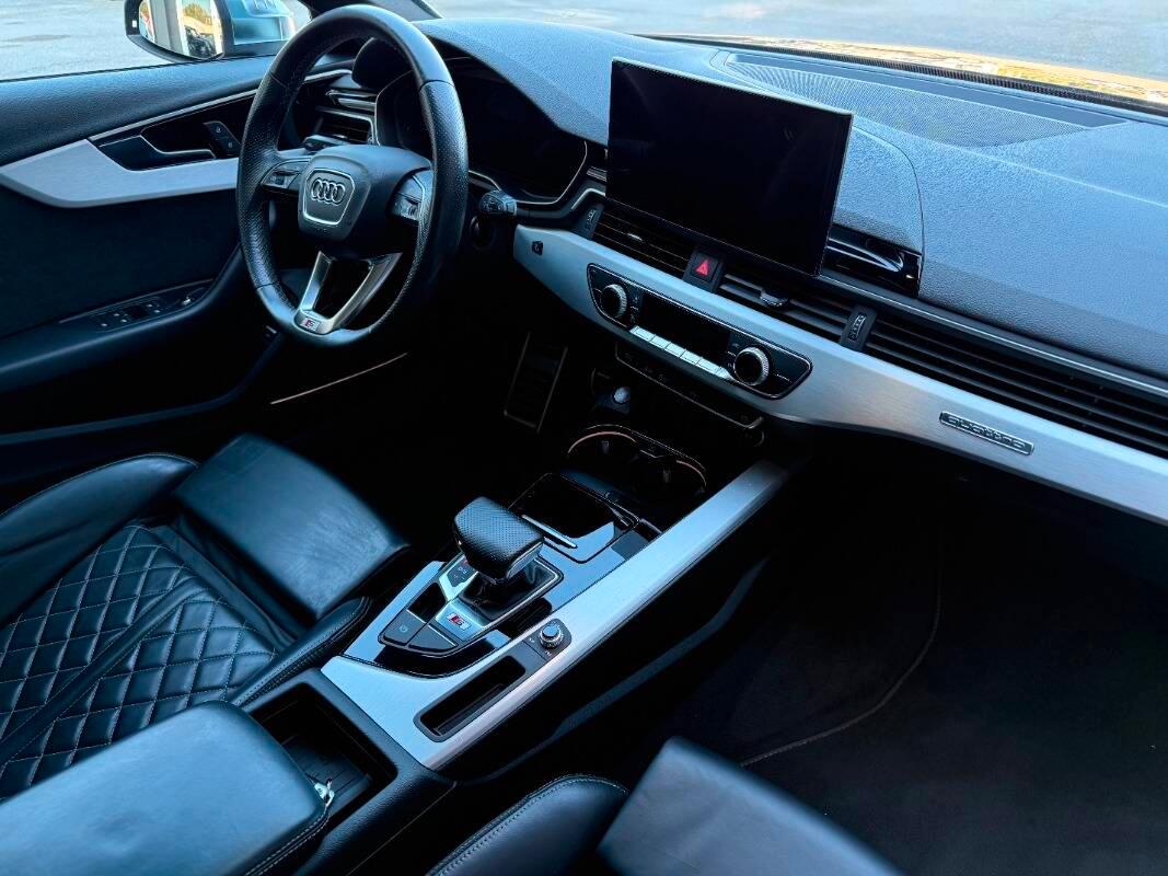 Audi A4 Avant S4 avant 3.0 tdi mhev Sport Attitude quattro 347cv tiptronic