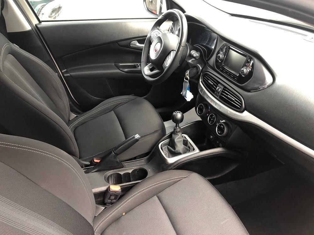 Fiat Tipo 1.6 Mjt 4 porte Easy