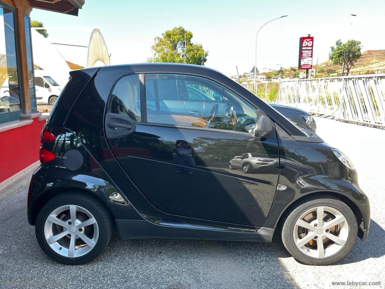 SMART fortwo 1000 52 kW coupé passion