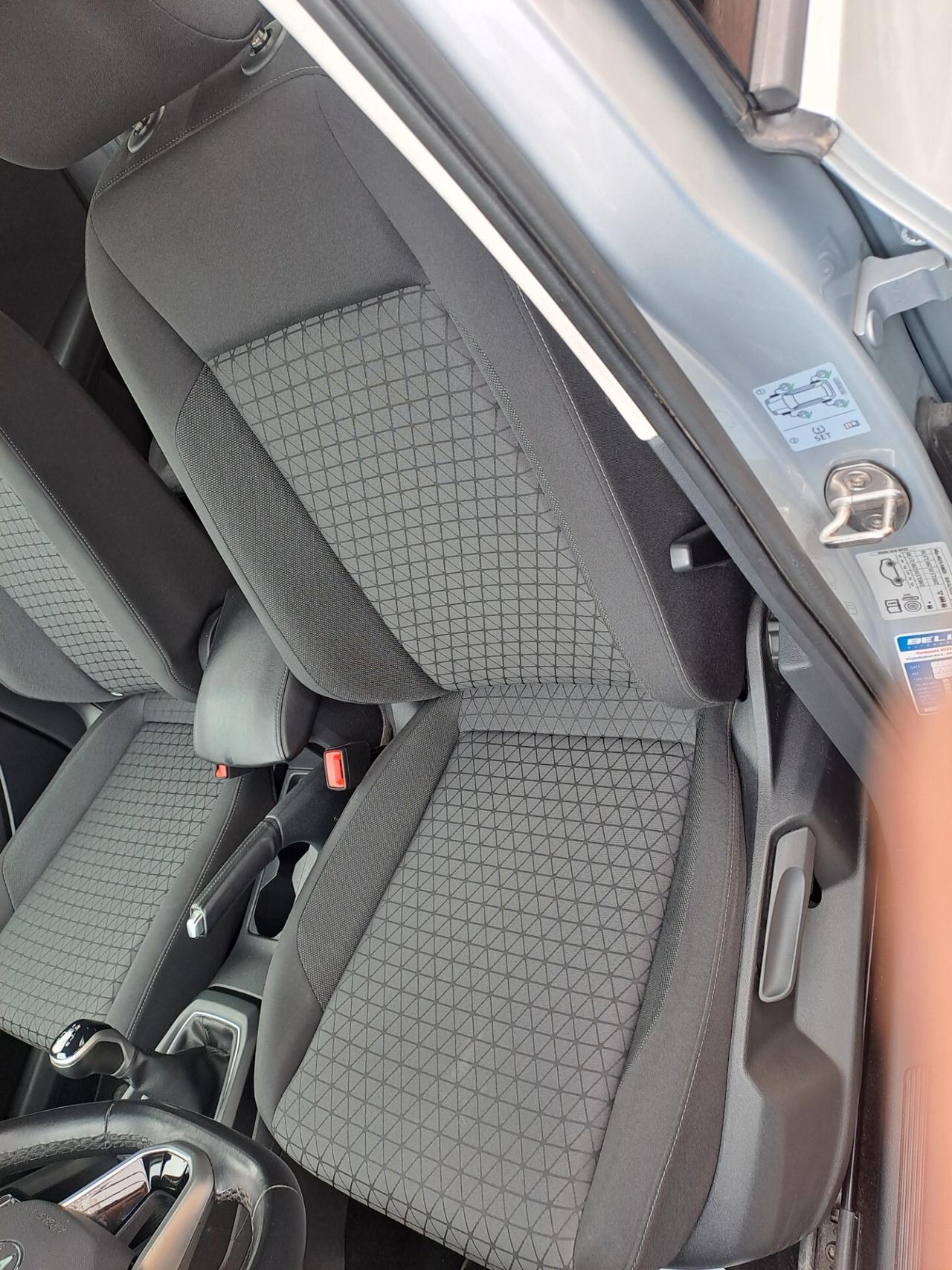 Volkswagen T-Cross 1.0 TSI Sport