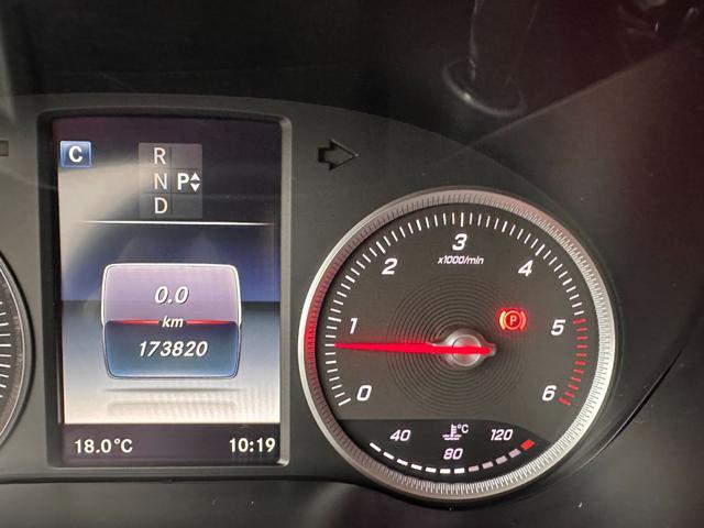 MERCEDES-BENZ GLC 220 d 4 Matic Sport