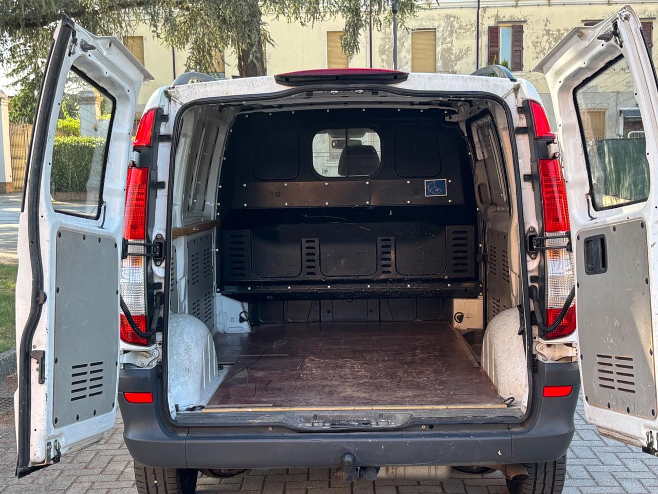 Mercedes-benz Vito 2.2 110 CDI 3posti