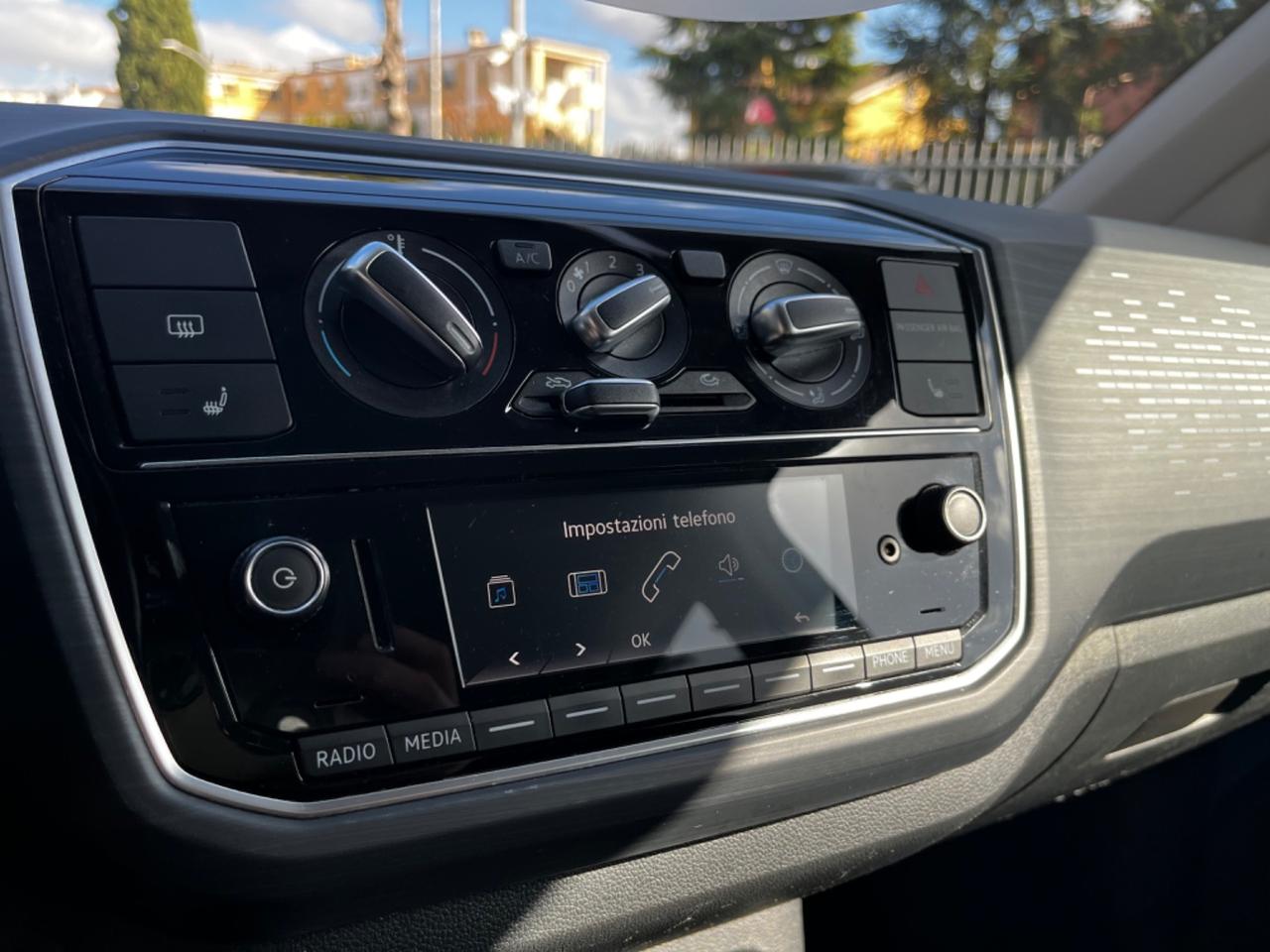 Volkswagen up! 1.0 75 CV 5p. move