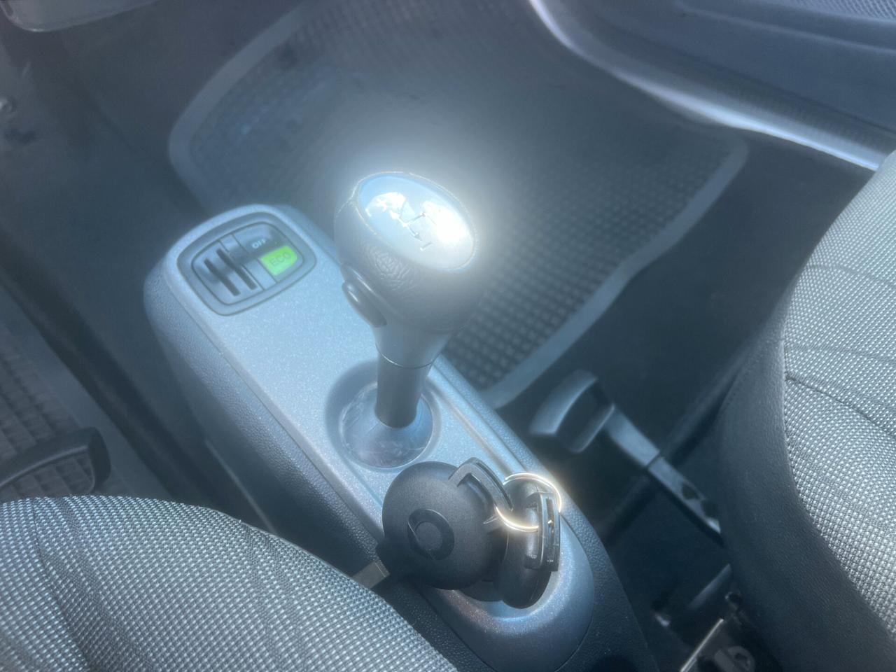 Smart ForTwo 1000 52kW MHD passion-2012