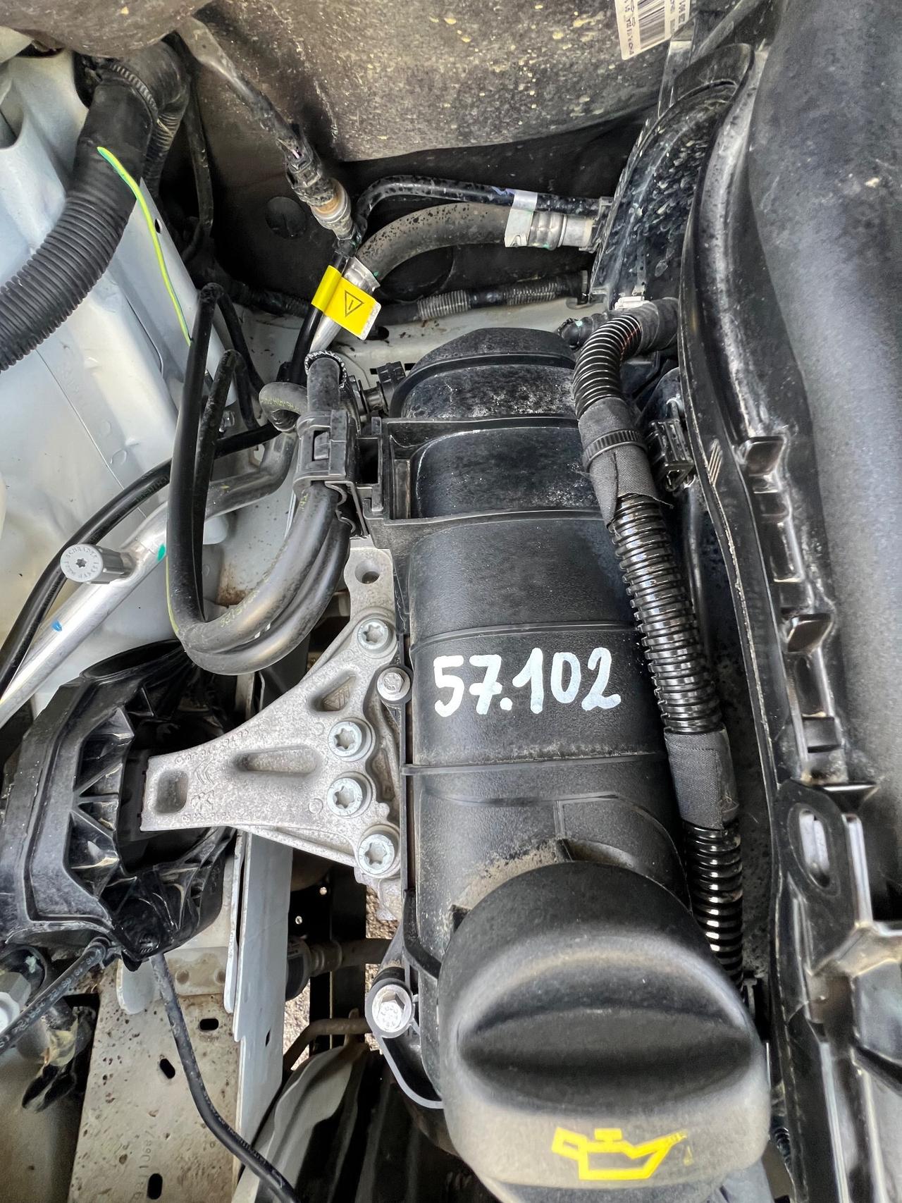 Peugeot 208 PureTech 82 5 porte Black Line